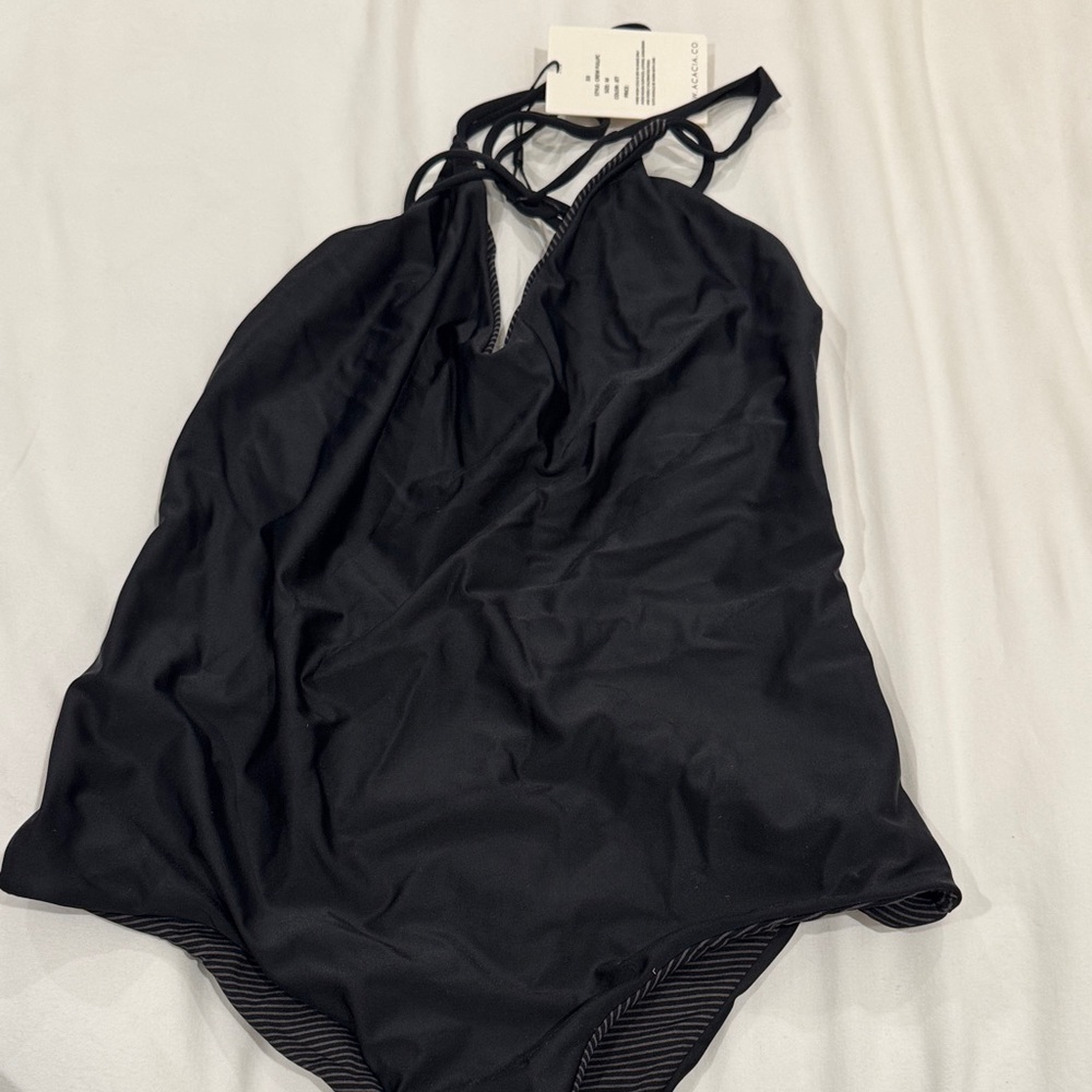 Acacia crew fullpiece M jet nwt